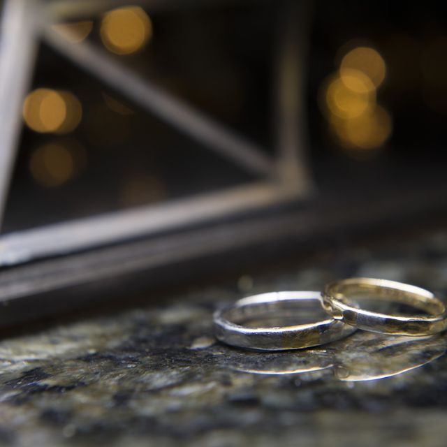 【hitotsuchi(ヒトツチ)の口コミ】 私はゴールドメインで中央にプラチナ、主人はプラチナメインで中央にゴー…