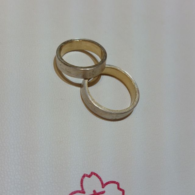 【杢目金屋(もくめがねや)の口コミ】 フルオーダー製で、一枚の板から作る完全オリジナルリングが作れるとのこ…