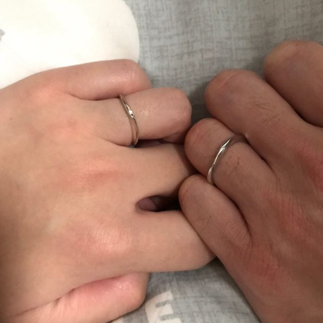 【アイプリモ(I-PRIMO)の口コミ】 価格もデザインも手ごろでオシャレな指輪だと思います。指輪の形が男性モ…