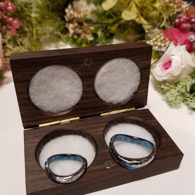 【SORA(ソラ)の口コミ】 手書きのマークが刻印できること、自分たちのオリジナルの指輪を創れるこ…