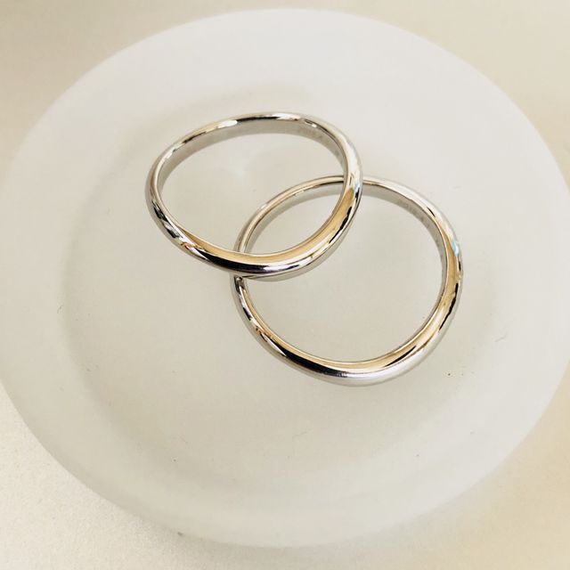 【俄(にわか)の口コミ】 俄の中でも男女同じデザインかつ、優しいデザインに一目惚れでした。
妻は…