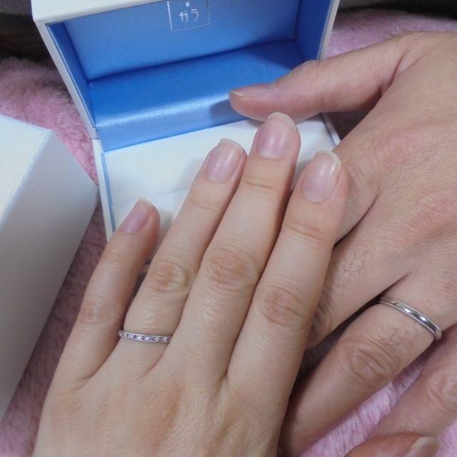 【GALA JEWELRY(ガラジュエリー)の口コミ】 旦那さんが以前からこのお店を知っていて、評判がよいと聞いていたので。
…