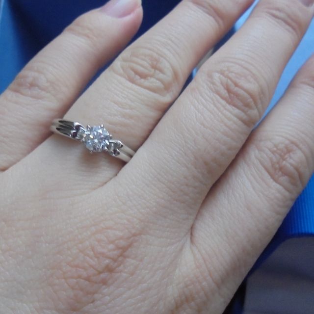 【GALA JEWELRY(ガラジュエリー)の口コミ】 旦那さんが一人で買ってきたのですが、（私の誕生日に合わせて）なんとな…