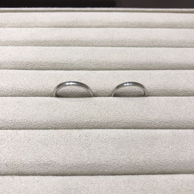 【TRECENTI(トレセンテ)の口コミ】 シンプルなデザインを探していました。
石も付いていないものとなるとなか…