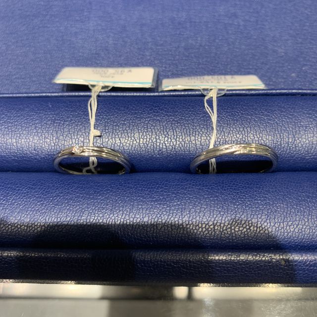 【銀座ダイヤモンドシライシの口コミ】 デザインがよい。種類が豊富で、選ぶのに困るくらい。サイズも様々あって…