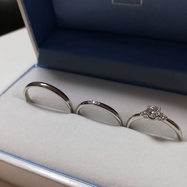 【GALA JEWELRY(ガラジュエリー)の口コミ】 価格も良かったですが、デザインがシンプルで飽きがこなさそうでずっと使…