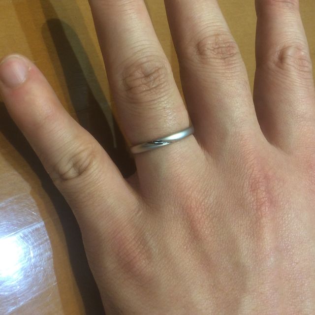 【SONARE(ソナーレ)の口コミ】 お店の中で数多くある指輪のうち、シンプルではあるが見た目もデザインも…