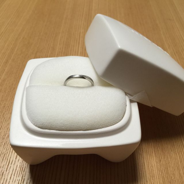 【俄(にわか)の口コミ】 細すぎず太すぎで、あまり主張しない感じでシンプルですがとても素敵な指…