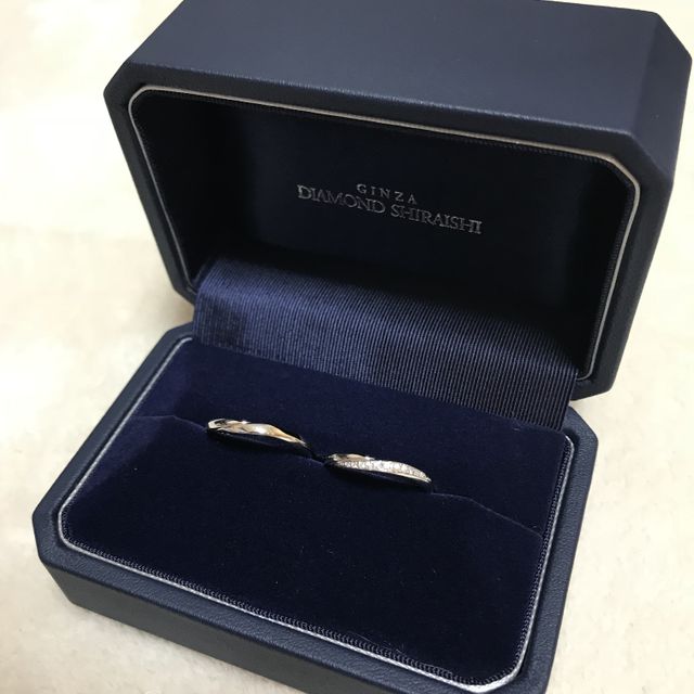 【銀座ダイヤモンドシライシの口コミ】 決め手は求めていた細身のデザインでウェーブかつ、付け心地がとてもなめ…