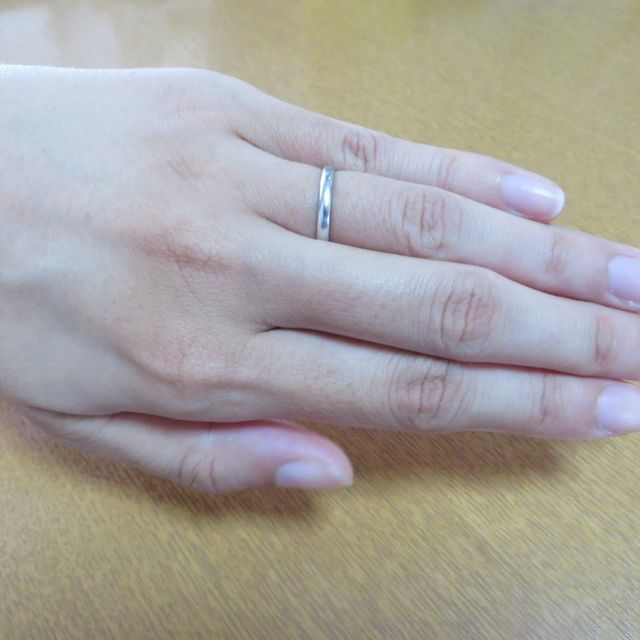 【ICHAROI(イサロイ)の口コミ】 はじめはダイヤが付いた指輪も検討していましたが、仕事中にも着けること…