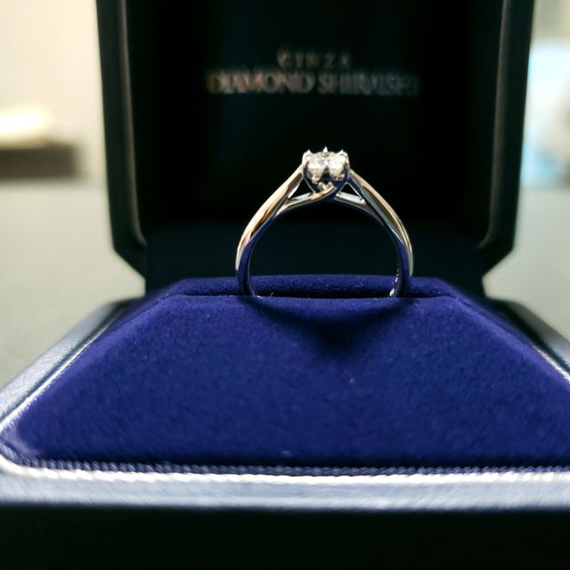 【銀座ダイヤモンドシライシの口コミ】 先に彼がサプライズでダイヤを購入してくれており、リングを二人で選びに…