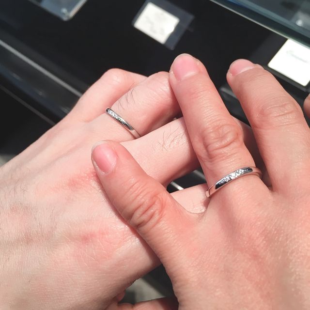 【エクセルコダイヤモンド(EXELCO DIAMOND)の口コミ】 細身でウェーブしているものがよかったのでそれを探していました。こちら…