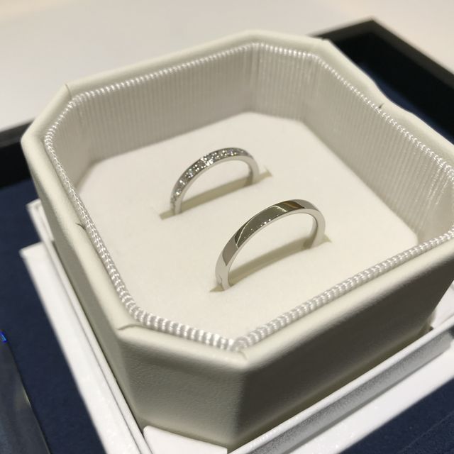 【4℃ BRIDAL(ヨンドシーブライダル)の口コミ】 ネットで目星はつけていましたが、実際店頭で観るとまた違いました。手に…