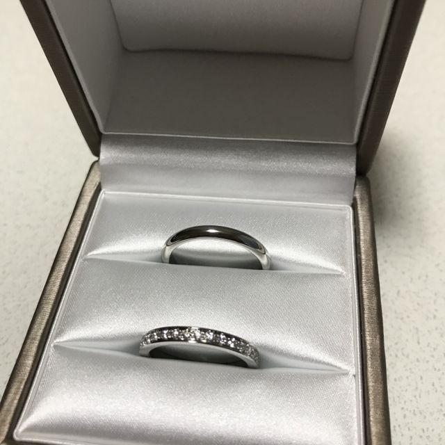 【ブルガリ(BVLGARI)の口コミ】 主人はシンプルなデザイン、私はハーフエタニティが希望でした。どちらも…