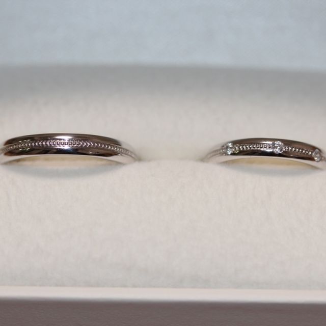 【Gisetto(ジゼット)の口コミ】 アンティーク風のものを探していましたので、ミル打ち（点々模様）が施さ…