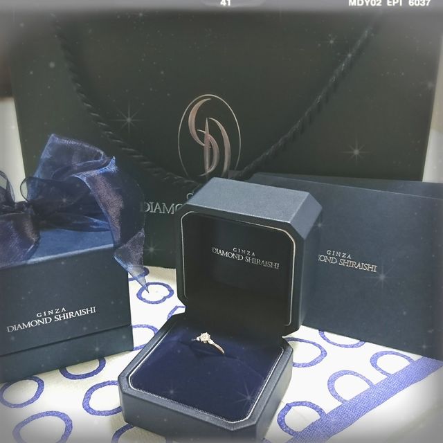 【銀座ダイヤモンドシライシの口コミ】 ゴージャスというよりは普段のお出かけの時にも着けられたり結婚指輪と重…