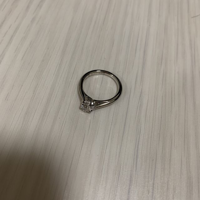 【銀座ダイヤモンドシライシの口コミ】 セットリングにできるため、婚約指輪がタンスの肥やしにならず、結婚して…