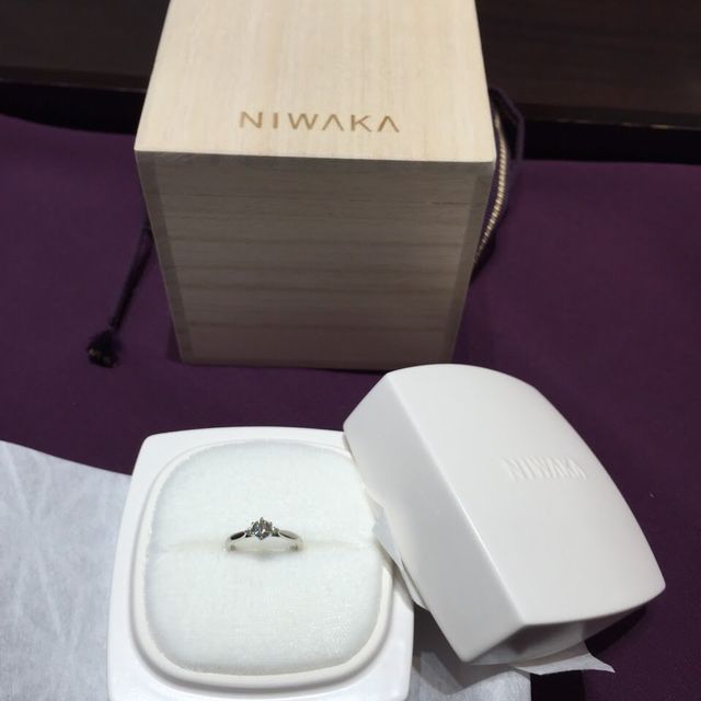 【俄(にわか)の口コミ】 俄の指輪には一つ一つそれぞれテーマと意味があり、すごく素敵でした。
日…