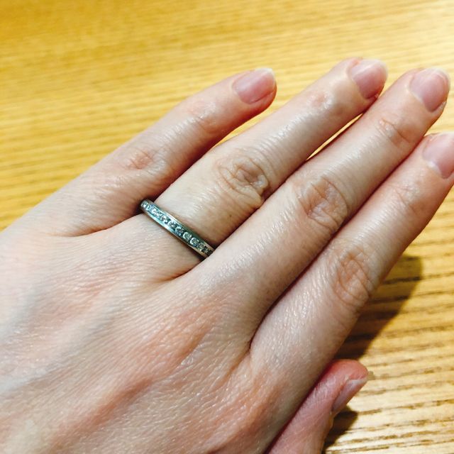 【ティファニー(Tiffany & Co.)の口コミ】 シンプルなデザインですが、着けた時にダイヤモンドが光って手元が華やか…