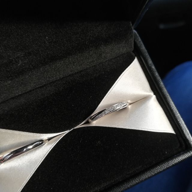 【エクセルコダイヤモンド(EXELCO DIAMOND)の口コミ】 なかなかデザインの好みが合わなかったのですが、やっと2人の意見が一致し…