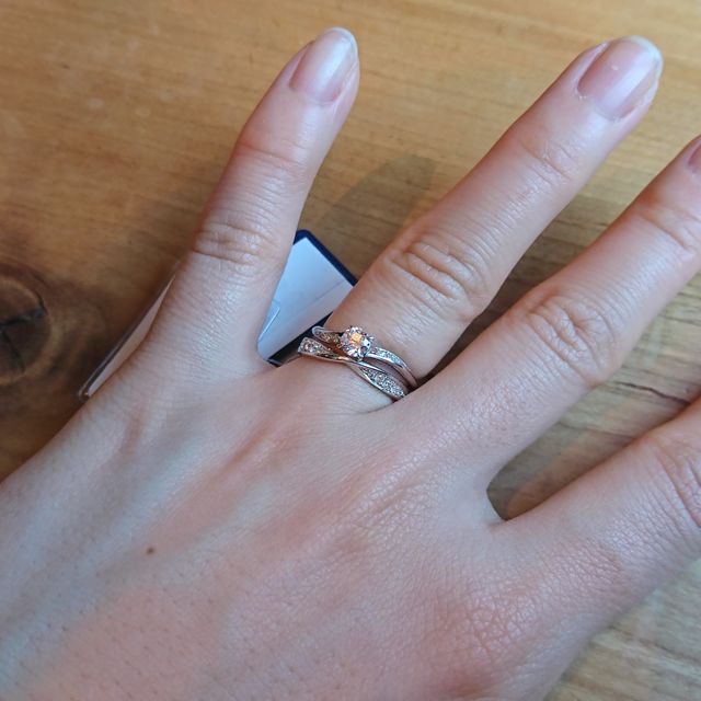 【ith(イズ)の口コミ】 とにかく他のブランドとちがった世界観がとても素敵でした。
素材もプラチ…