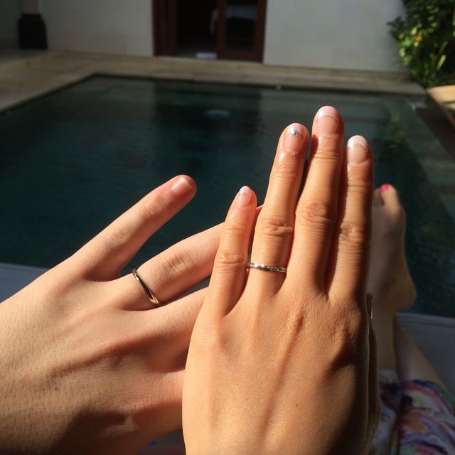 【俄(にわか)の口コミ】 主人とお揃い感は絶対ほしくて、でも指輪が苦手な主人はシンプルなものが…