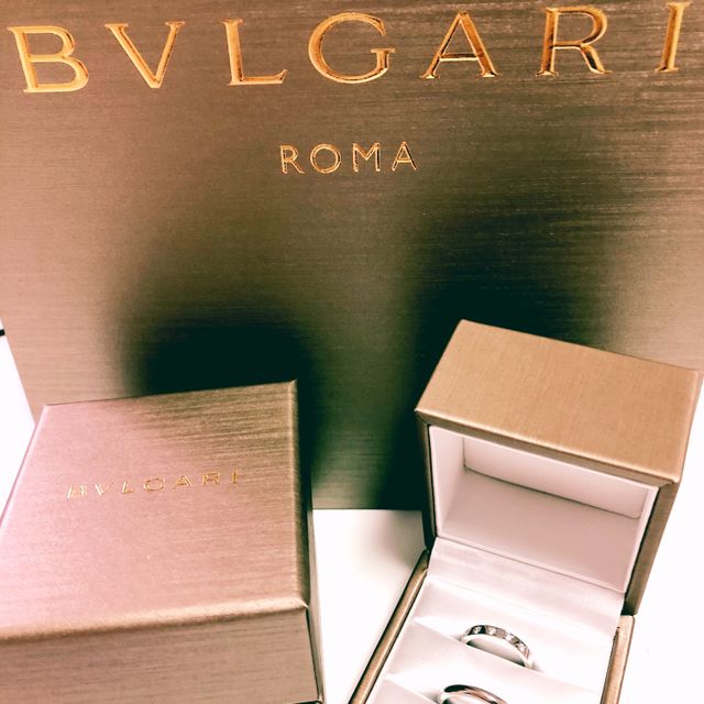 【ブルガリ(BVLGARI)の口コミ】 女性用はマリーミーの5ポイント、男性用はグリフプレーンMです。それぞれ…