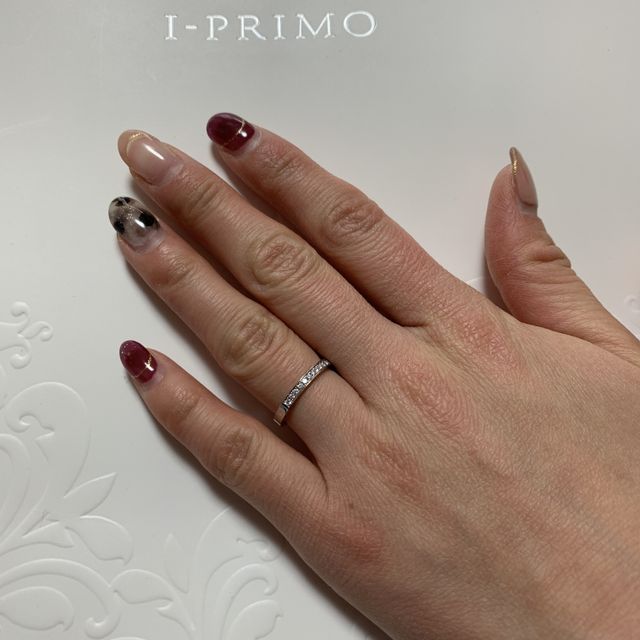 【アイプリモ(I-PRIMO)の口コミ】 色んな指輪を探して回りましたが、最後はデザインがシンプルなエタニティ…