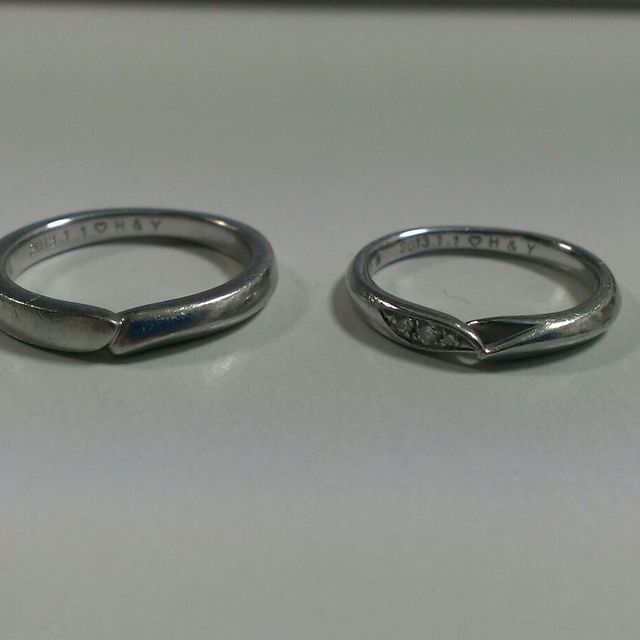 【銀座ダイヤモンドシライシの口コミ】 まずデザインがどれもオシャレです。シンプルな中にもしっかりとしたデザ…