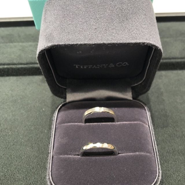【ティファニー(Tiffany & Co.)の口コミ】 結婚指輪は憧れのティファニーで購入したいと思っていました。
シンプルか…