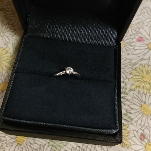 【ラザール ダイヤモンド(LAZARE DIAMOND)の口コミ】 以前、空き時間にふらっとお店に入ったとき、ここのダイヤはキラキラ感が…