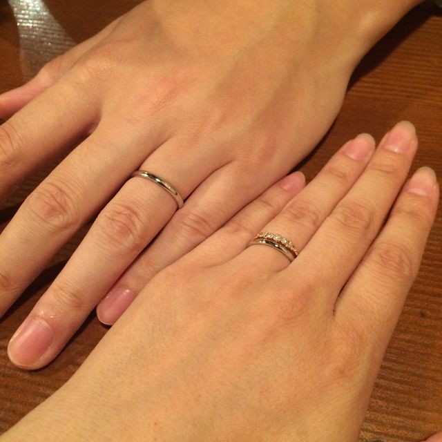 【ケイウノ ブライダル(K.UNO BRIDAL)の口コミ】 夫がシンプルな指輪を求めていました。シンプルだけど、ひと工夫あって他…