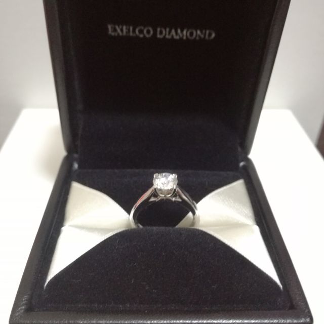 【エクセルコダイヤモンド(EXELCO DIAMOND)の口コミ】 ハイブランドの様々な店舗に行き試着した。ダイヤモンドの質が良く、適正…