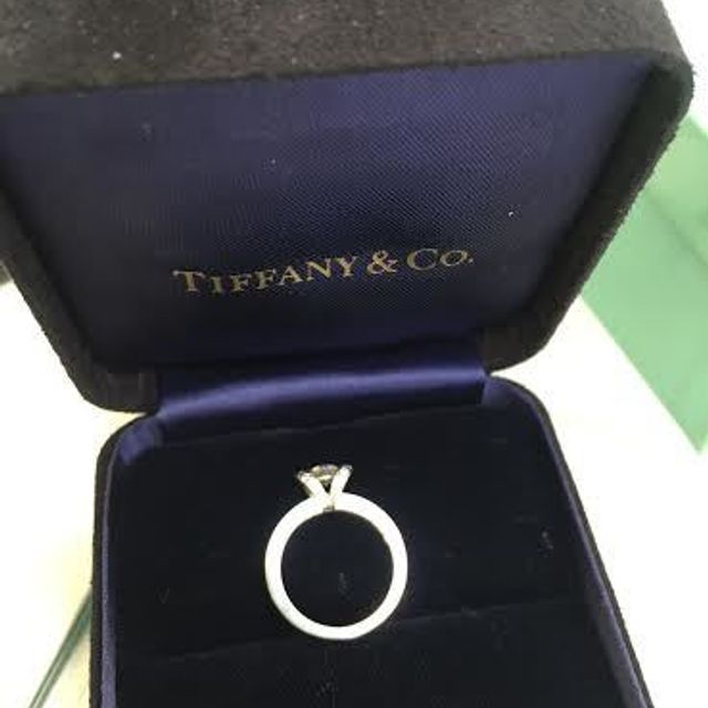 【ティファニー(Tiffany & Co.)の口コミ】 幼いころからTiffanyに憧れがあり、婚約指輪は絶対にここの指輪がいいと決…