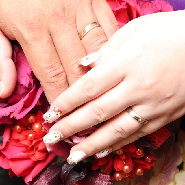 【杢目金屋(もくめがねや)の口コミ】 この指輪は木目調が最大の特徴で他にはない個性を出せると思ったのと、夫…