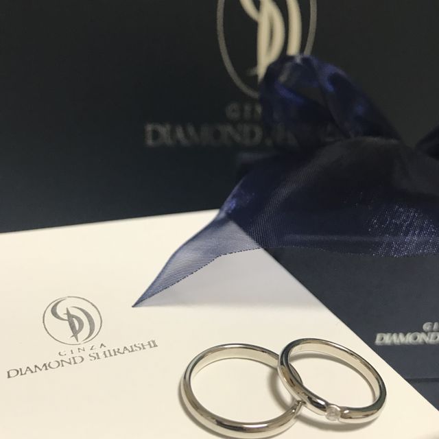 【銀座ダイヤモンドシライシの口コミ】 最初は細い指輪を探してましたが、カタログを見て何気なく持ってきていた…