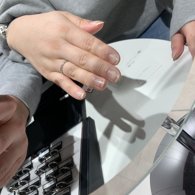 【ラザール ダイヤモンド(LAZARE DIAMOND)の口コミ】 インスタグラムで見て気になったデザインを決めて、予約しました。指輪の…