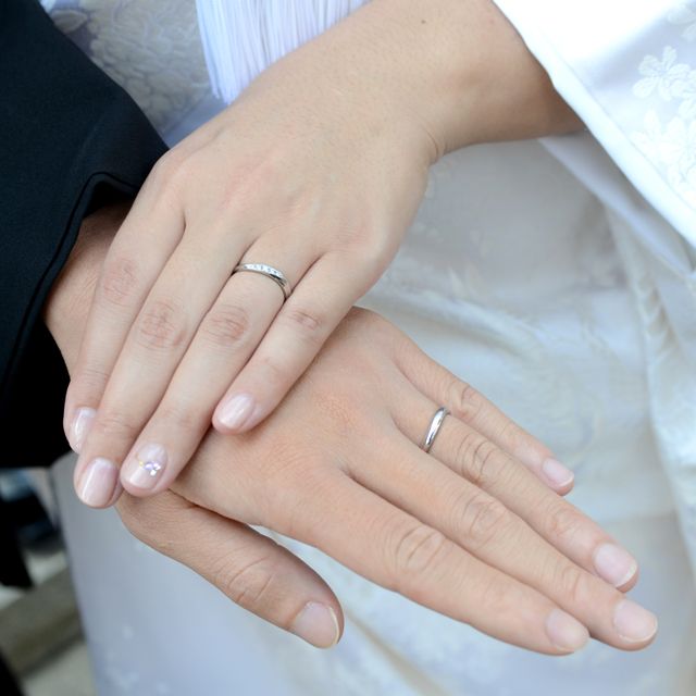 【jour en jourの口コミ】 ペアで購入する結婚指輪の場合、女性側のデザインは素敵でも、男性側がシ…