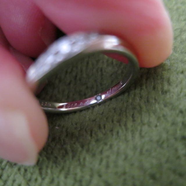 【jour en jourの口コミ】 ペアで購入する結婚指輪の場合、女性側のデザインは素敵でも、男性側がシ…