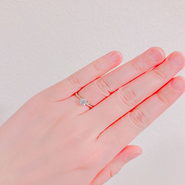 【宝寿堂(ほうじゅどう)の口コミ】 まずはダイヤの選び方から実際にダイヤを用いて教えて頂きました。自分達…