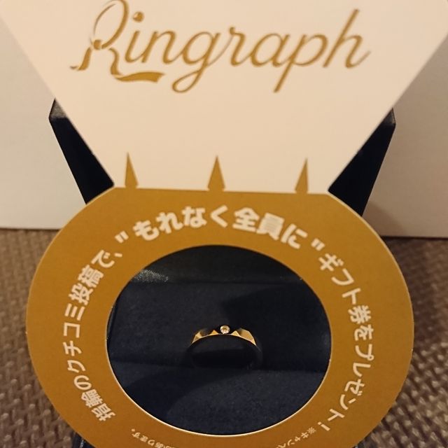 【ラザール ダイヤモンド(LAZARE DIAMOND)の口コミ】 ゴールドのものが欲しく、ちょうど新作が出たようで、試着させて頂きます…