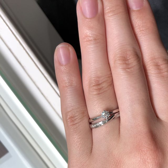【ジュエリーツツミ(JEWELRY TSUTSUMI)の口コミ】 婚約指輪と結婚指輪はもともとセットのものではなく、それぞれ気に入った…