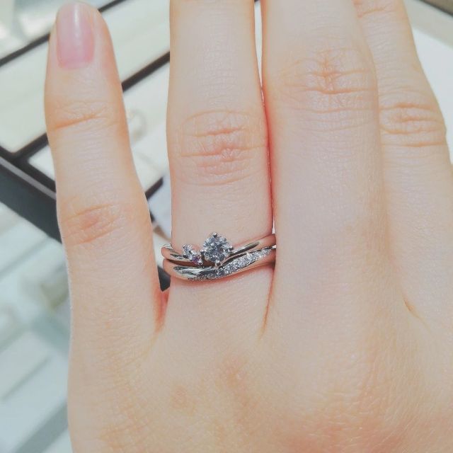 【CAFERING(カフェリング)の口コミ】 なんといっても、ピンクダイヤの綺麗なグラデーションがとても可愛いです…