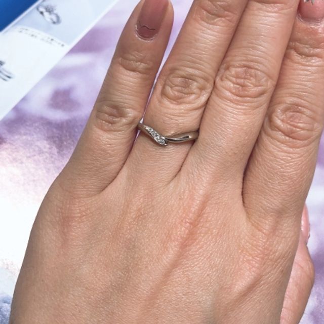 【俄(にわか)の口コミ】 桜をイメージしたリングであり和を感じさせるデザインなので上品ですし、…