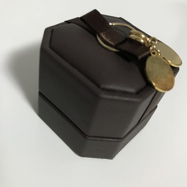 【アイプリモ(I-PRIMO)の口コミ】 【価格とデザインについて】
当時3万の婚約指輪を購入しました！デザイン…