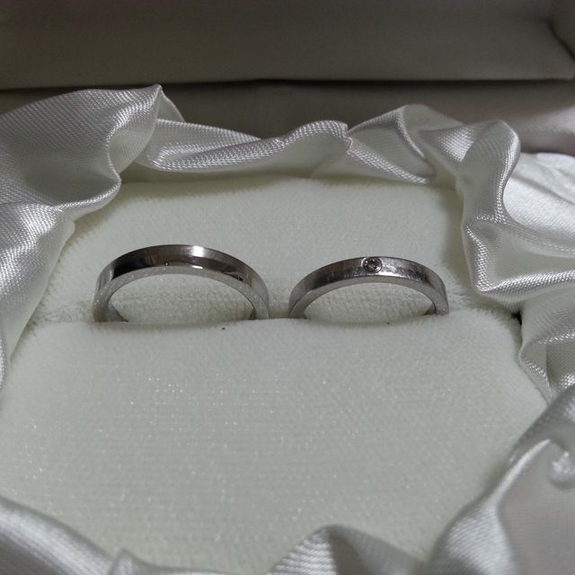 【ete(エテ)の口コミ】 丸いデザインの指輪が好きではなかったのですが、店頭に置いている指輪は…