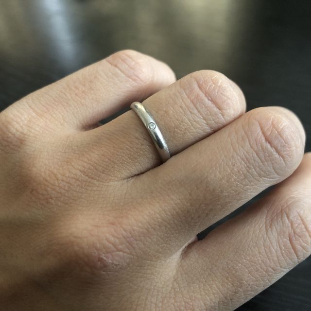 【カルティエ(Cartier)の口コミ】 結婚して家庭に入った際、家事や育児で邪魔にならずシンプルだけど少し宝…