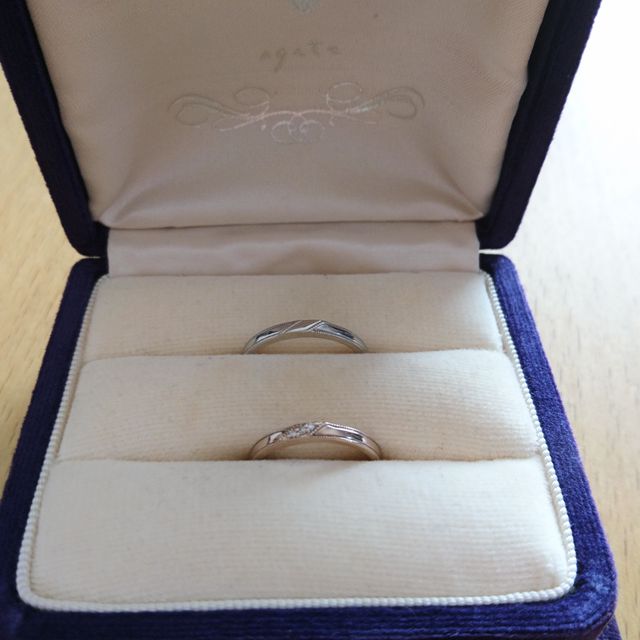 【agete(アガット)の口コミ】 シンプルなデザインですが、クラシックな部分もありかなり好みでした。
ダ…