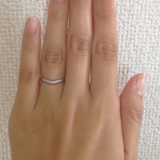 【ティファニー(Tiffany & Co.)の口コミ】 店頭て見たときはあまり好みではないと思っていました。主人がこの指輪を…