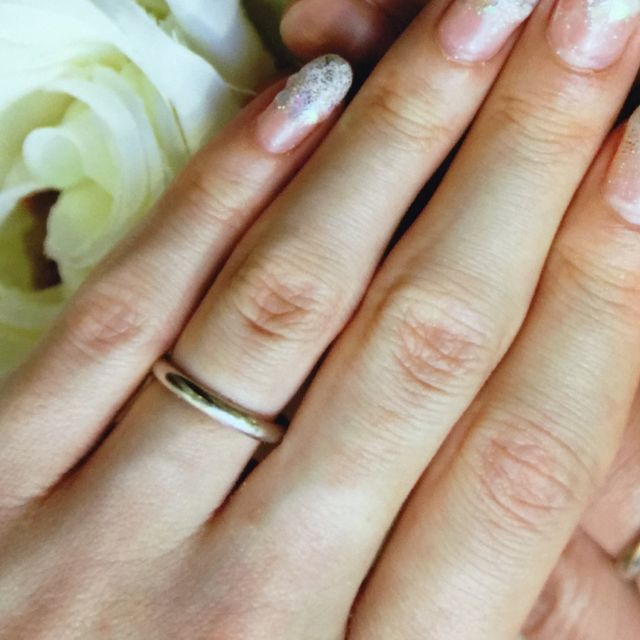 【カルティエ(Cartier)の口コミ】 ずっと付けていられるシンプルなものを探していて見つけました。
形・色・…